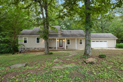 247 Hutchings Ln