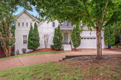1449 Red Oak Dr