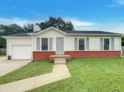 573 Donna Dr