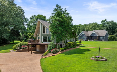46 Willow Dr