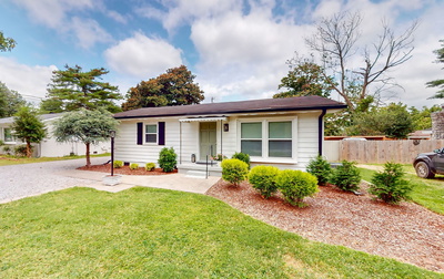1253 Chickering Dr