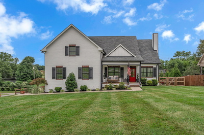 105 Lakeview Dr