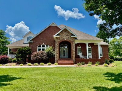 323 Ridgecrest Dr