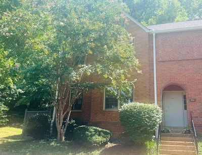252 Westchase Dr