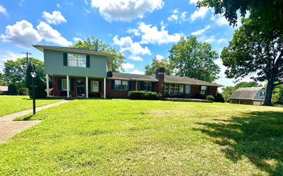 109 Lakeview Dr