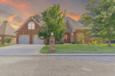 8982 Rostis Lane