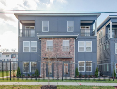 Exterior view of 102 Duke St in Nashville, TN