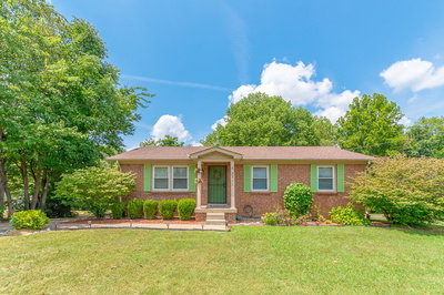 2711 Dove Ct