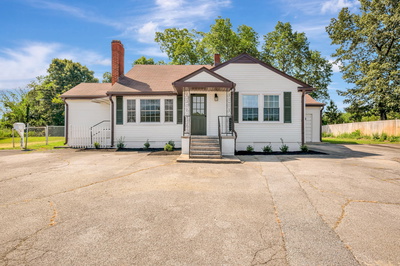 806 Highway 70, E