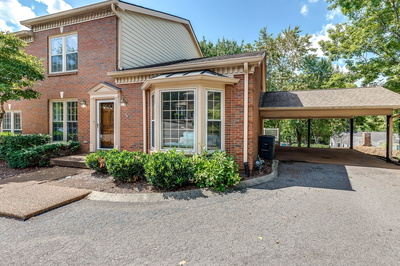 3 Sharonwood Dr