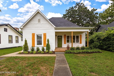 411 E Springdale Ave