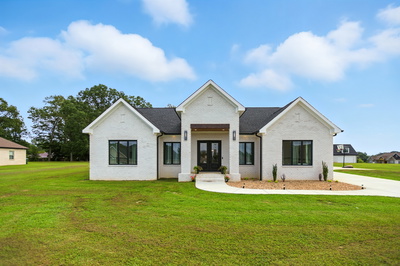 1 Ivy Dr