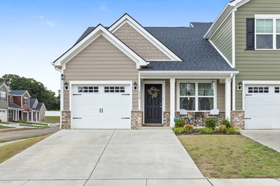212 Addi St