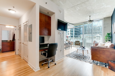 301 Demonbreun St