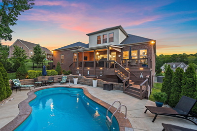 305 Redding Ct