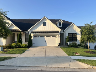823 Sunset View Dr