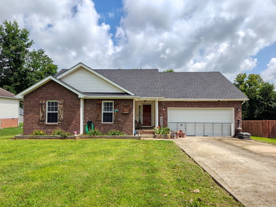1515 Barrywood Cir, W