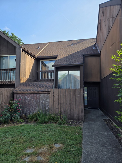 Exterior view of 2 Sycamore Ct in Antioch, TN