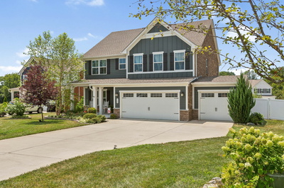 112 Halifax Ln