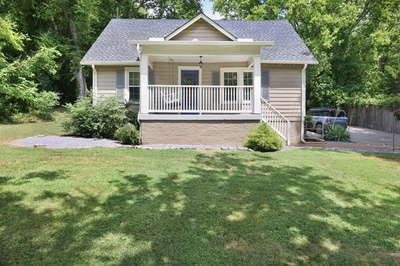 407 Moncrief Ave