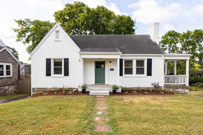 2313 Sunset Pl