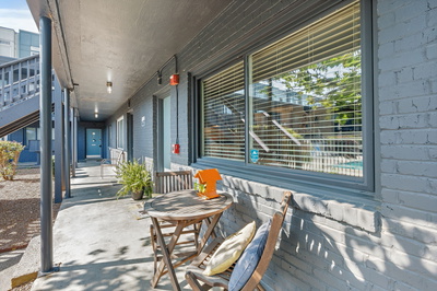 801 Hillview Hts