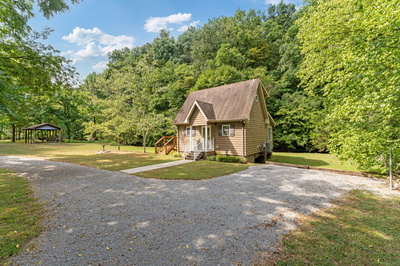 Exterior view of 400 Cascade Hollow Rd in Normandy, TN