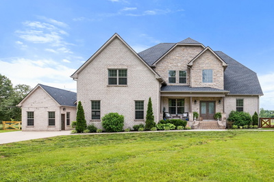 4999 Crescent Ln