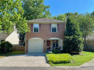 303 Montrose Ct