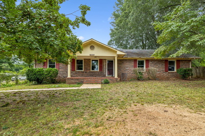 5423 Colonial Cir