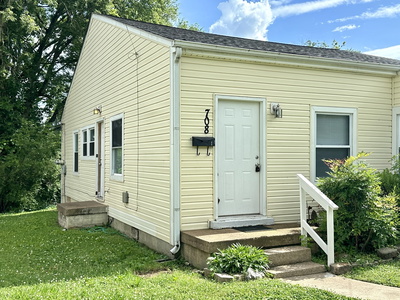 706 Woodmont Blvd