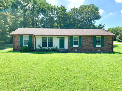 339 Lake Court Dr