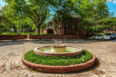 5025 Hillsboro Pike