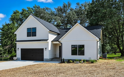 310 Peterson Ln