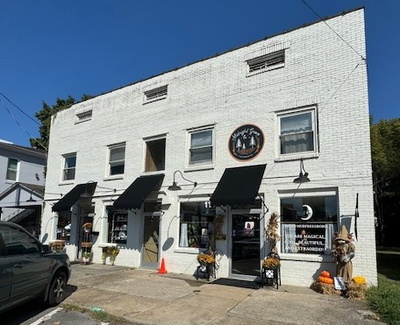 Exterior view of 109 E Lytle St in Murfreesboro, TN