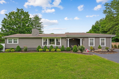 101 Hillwood Ln