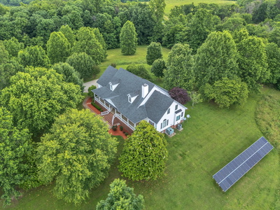 904 Weeping Willow Rd