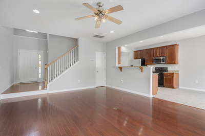 446 Lazy Creek Ln