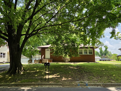 817 Rockwood Hts