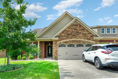 445 Stonegate Dr