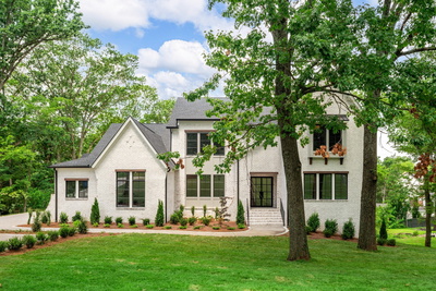 1310 Lipscomb Dr