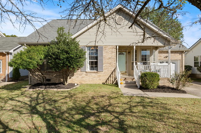 Exterior view of 1805 Merritt St in Old Hickory, TN