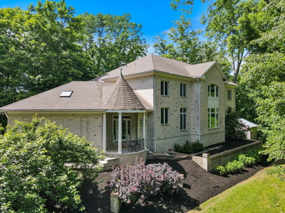 2754 Broyles Ln