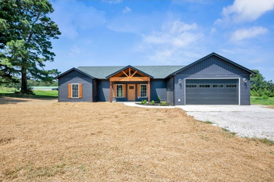 2559 Sylvia Rd