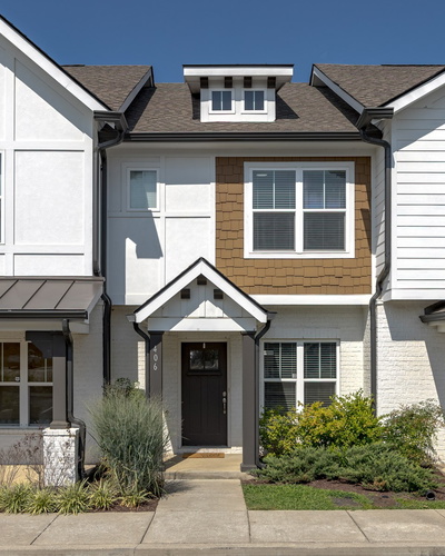 406 W Mill Dr