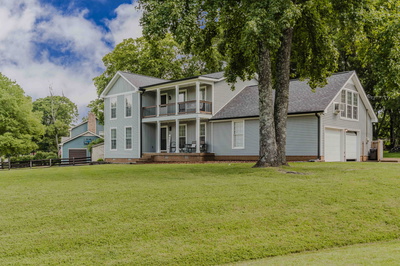 101 Meadow Ct