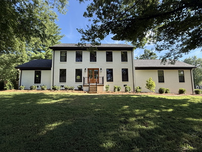 9209 Cherokee Ln