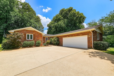 1519 Highway 130, E
