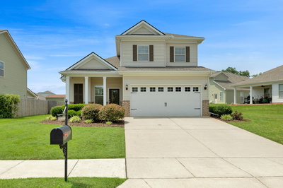 1015 Keeneland Dr