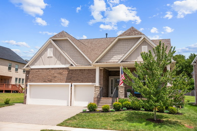 9028 Grayson Cir
